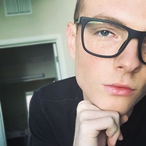 Meet your Posher, Andrew